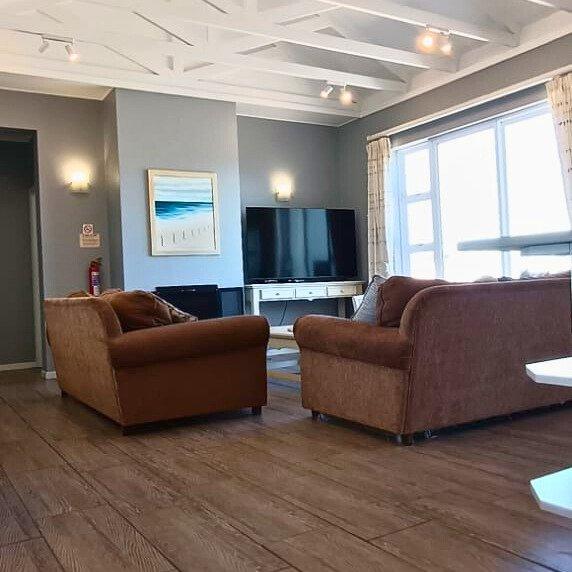 To Let 3 Bedroom Property for Rent in Pinnacle Point Golf Estate Western Cape